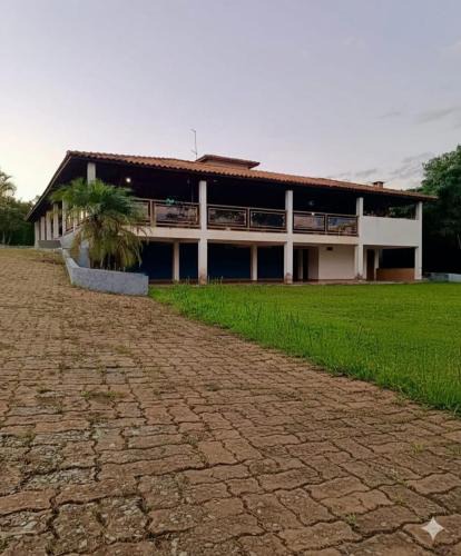 Sete Lagoas House | Sítio flor do campo