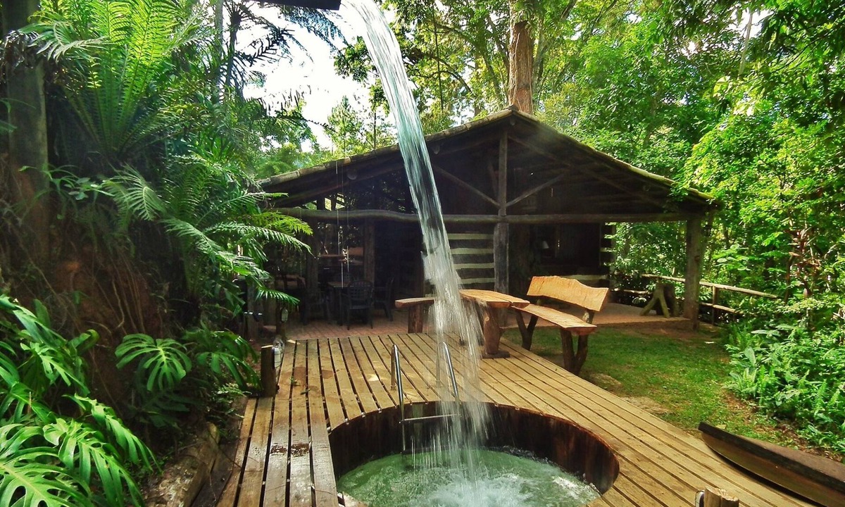 Domingos Martins House | Sítio Urtigão, with four bedrooms, rustic style!