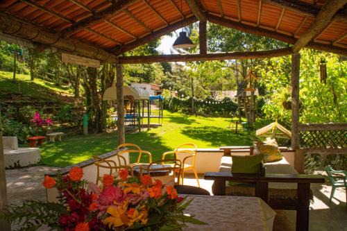 Aratuba House | Saíra Recanto de Serra