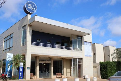 Vila Messias Hotel | Samba Três Lagoas
