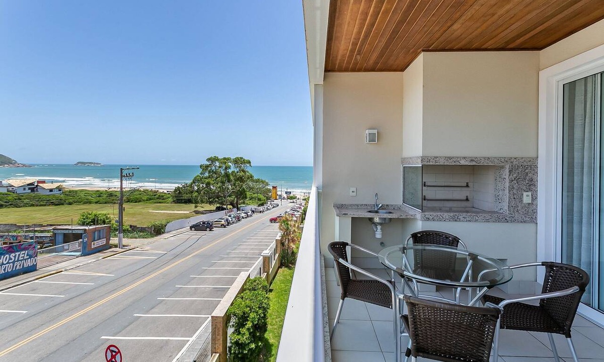 Santinho Apartment | Sea view | Balcony with barbecue grill #CSA02