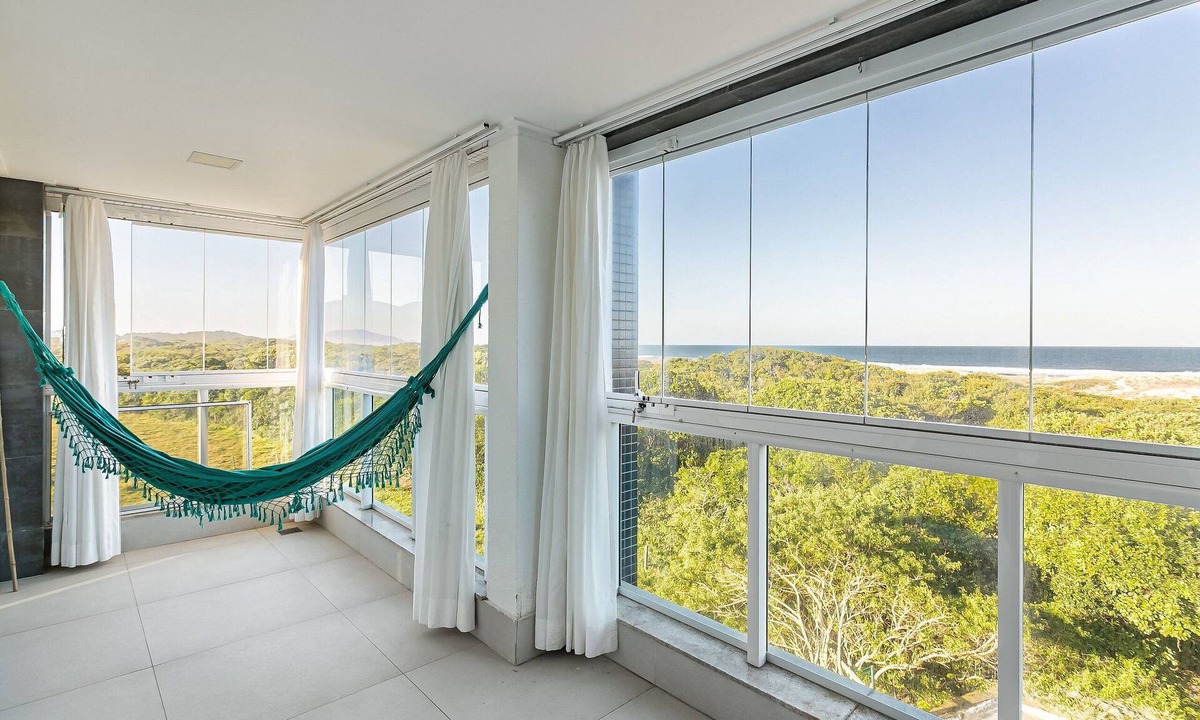 Lagoa Pequena Apartment | Sea View | Pool | WI-FI 500mb #CAMP12