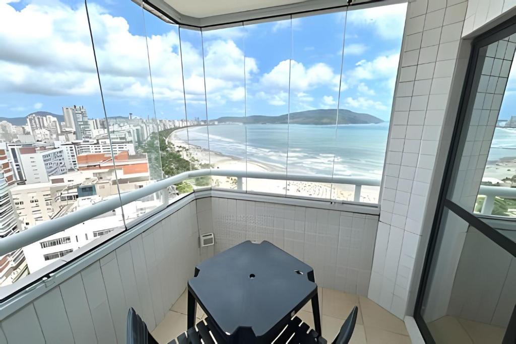 Boqueirao Apartment | SHB - Unforgettable Sunset: Ocean View