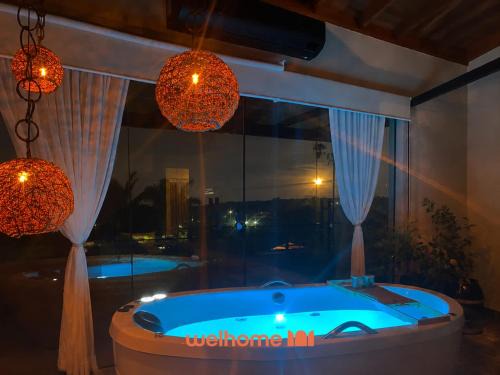 Ibiuna House | Sitio em Ibiuna com piscina próximo rota do vinho