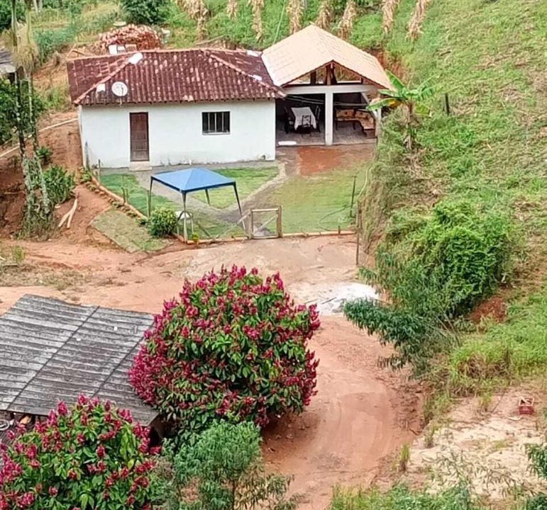 Marechal Floriano House | Sitio encantador e tranquilo com churrasq e Wi-fi
