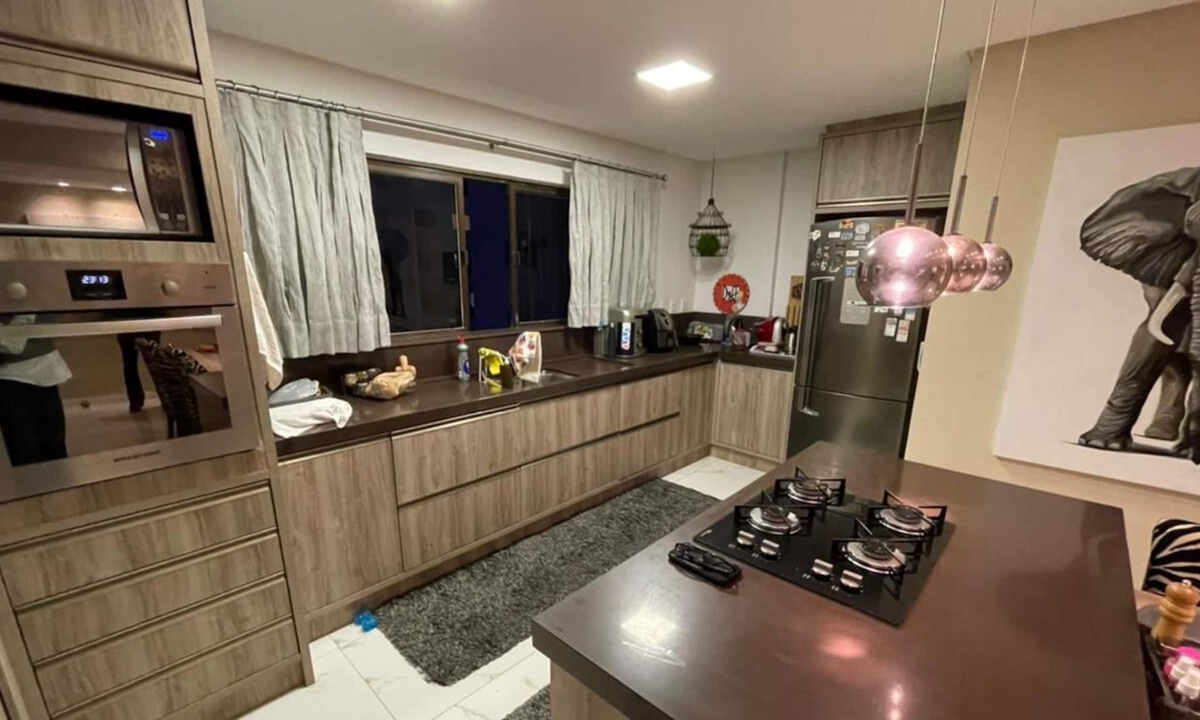 Pioneiros Apartment | Sophisticated apartment 30 meters from the sea