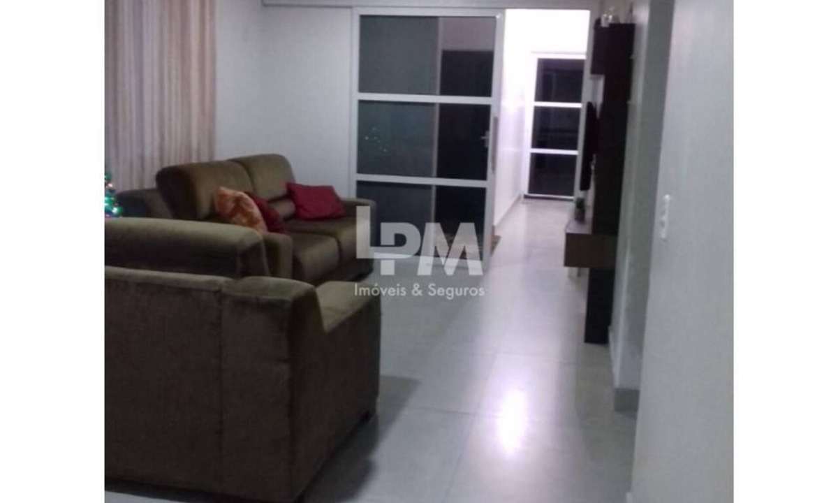 Castelo Branco House | Spacious 03 Bedroom House Barbecue Garage Space