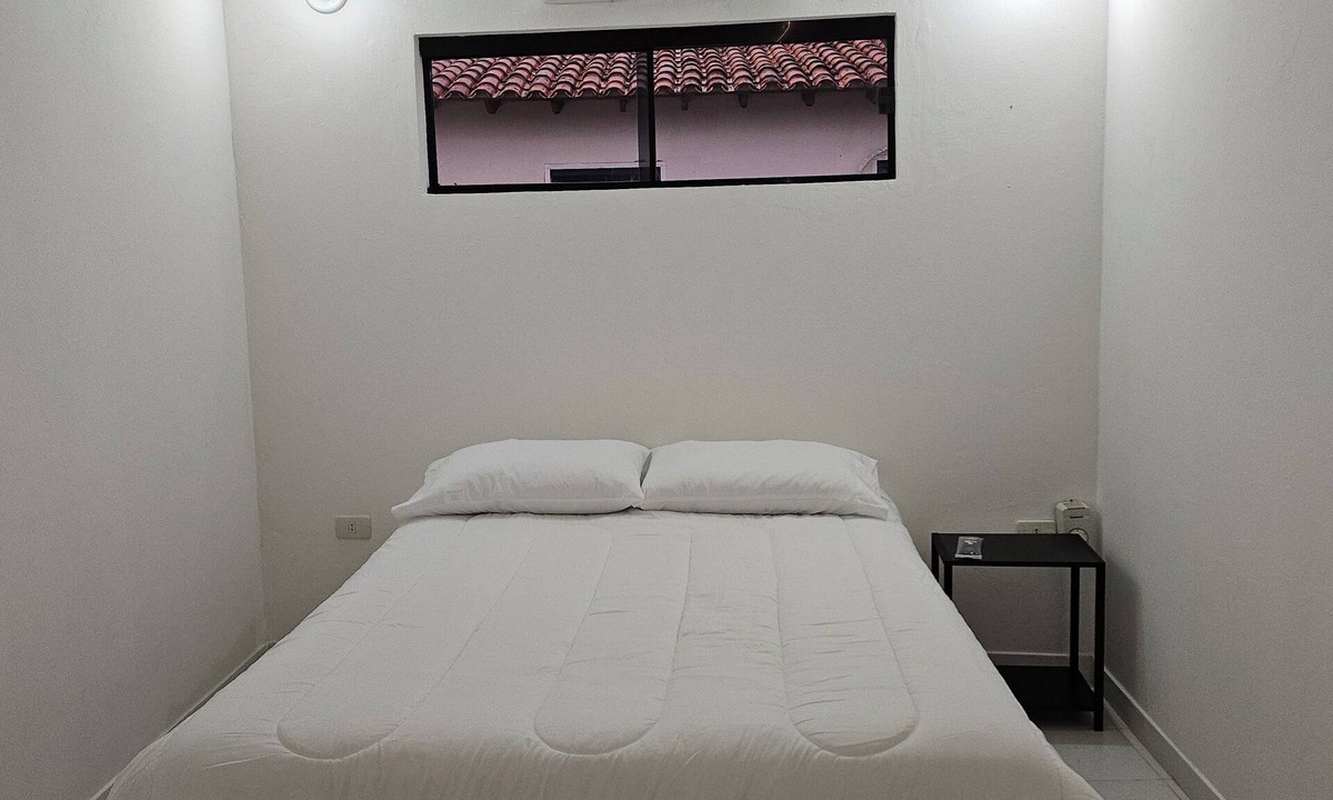 Asuncion Apartment | Spacious 1-bedroom apartment with WiFi, AC in enchanting Asunción