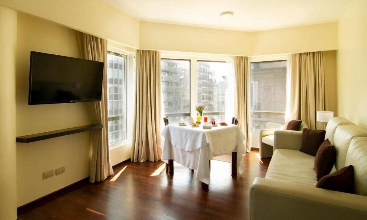 El Centro Hotel | Spacious 2 BR Suite near Colon Theater