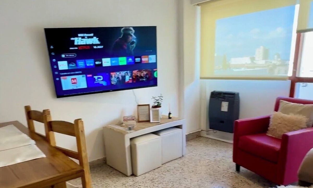 Bahia Blanca House | Spacious and bright apartment. 5 beds. Perfect for families. Downtown