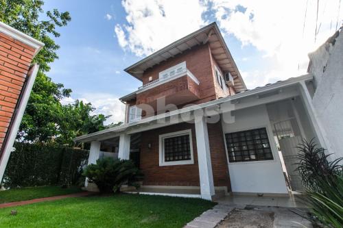 Central Department House | Spacious and chic house in Las Mercedes