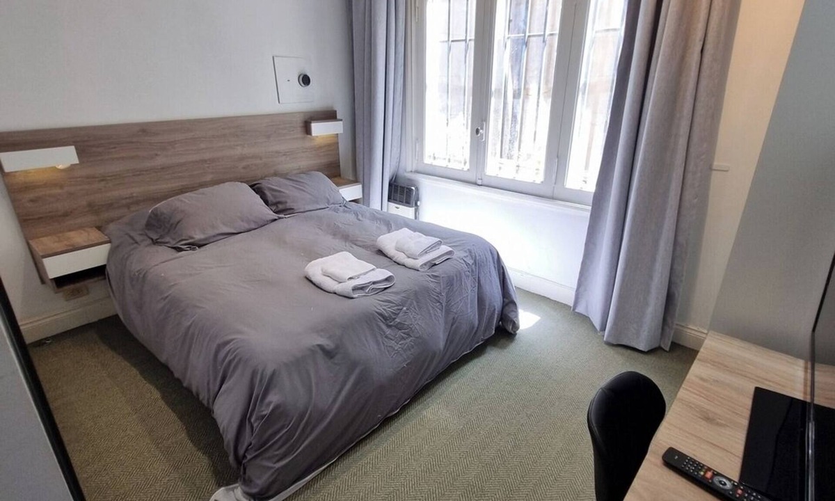 El Centro Apartment | - Spacious and comfortable 4-bedroom apartment in the heart of Buenos.