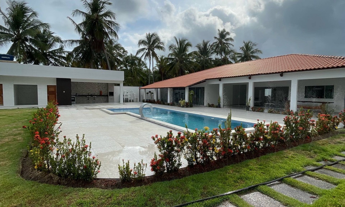 Jequia da Praia Hotel | Spacious house in Jequiá da Praia, riverside.