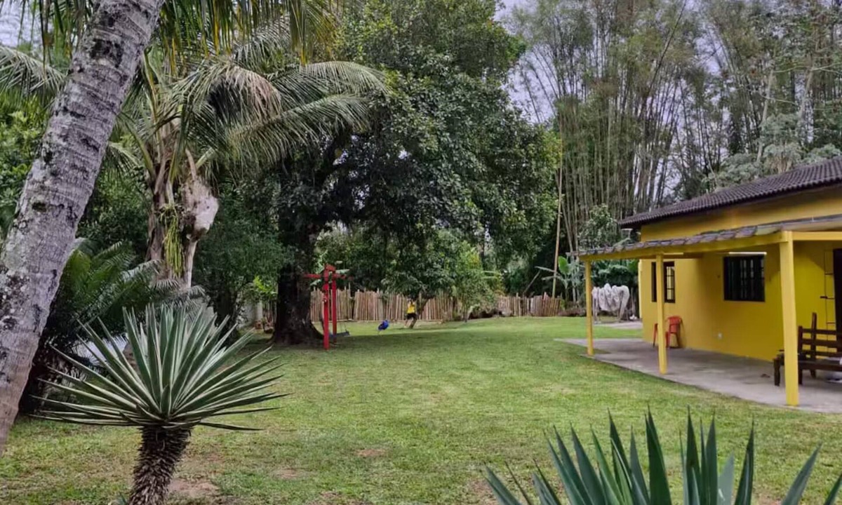 Sao Sebastiao House | Spacious retreat near the beach Perfect for families