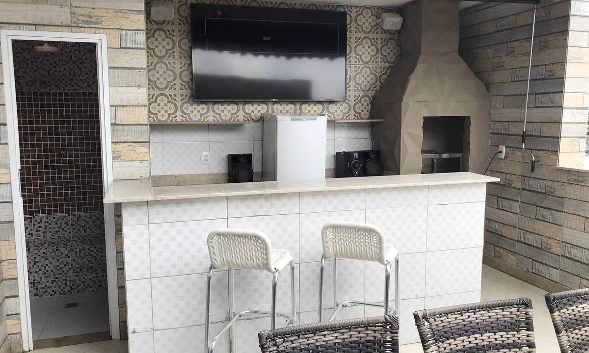 Praia do Morro Apartment | Spectacular Triplex Penthouse on Morro Beach