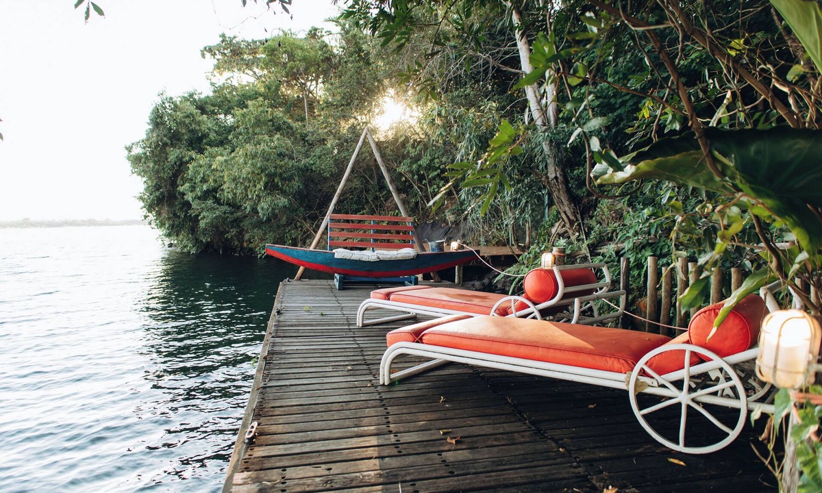 Lago Norte Cabin | Stay Experience Houseboat with sauna and hot tub, incredible view