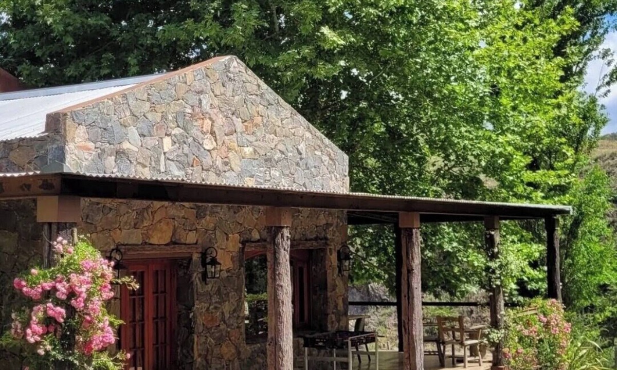 Calamuchita Department Cabin | Stone house next to the El Durazno River on private property