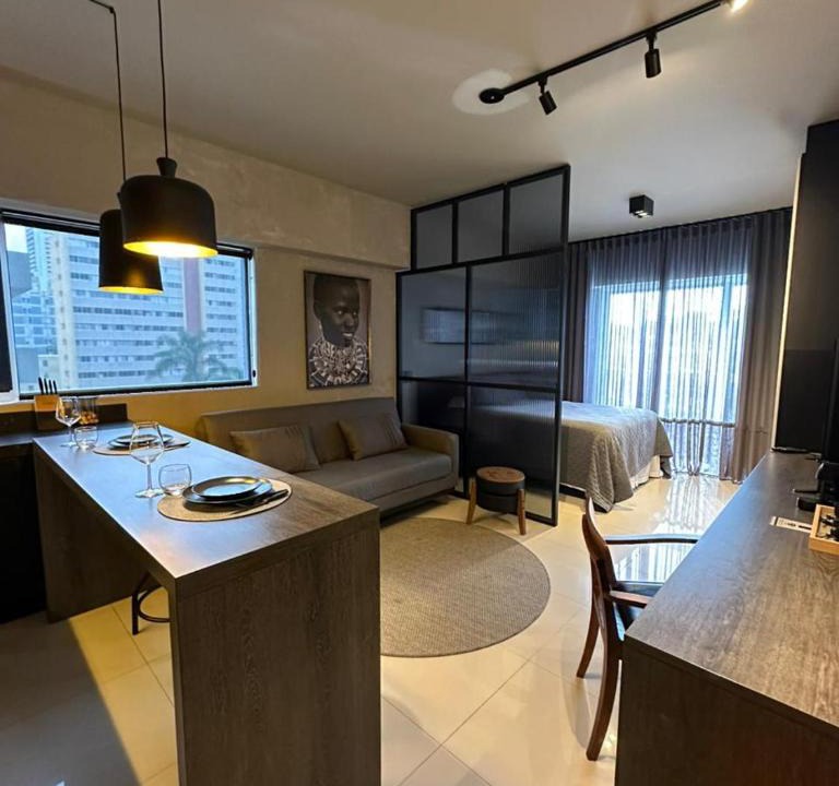 Civic Center Apartment | Studio 406 no Centro Cívico com Piscina Aquecida, Academia, Sauna e Garagem