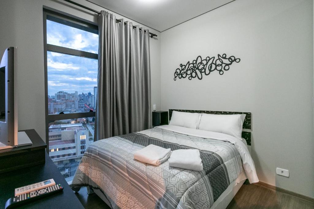 Reboucas Apartment | Studio Central Completo