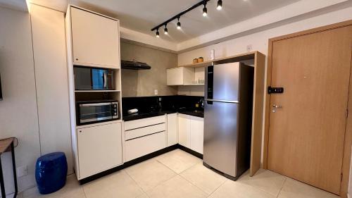 Centro Apartment | Studio Comfort Estadia Moderna - Garagem Inclusa