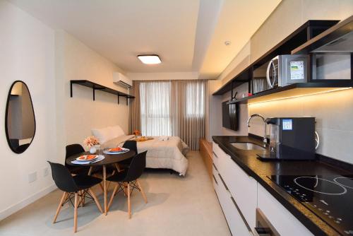Trindade Apartment | Studio em frente a UFSC e HU - Viva Trindade 426A