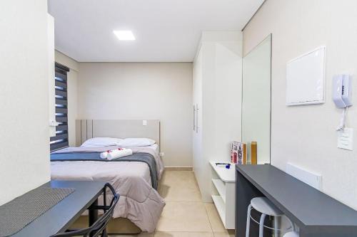 Agua Verde Apartment | Studio em prédio novo no Água Verde - TFB0032
