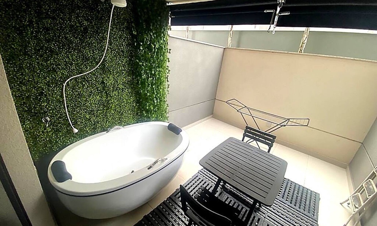 Vila Mariana Apartment | Studio Garden com Spa e Ducha na Área Privativa Externa. Metrô Vila Mariana