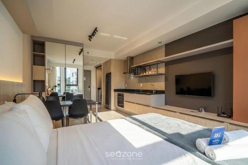 Trindade Apartment | Studio in Condo w/Gym in Trindade VTD0610