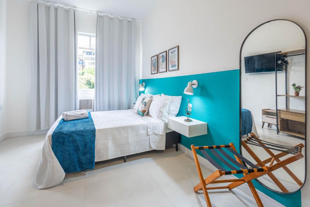 Catete Apartment | Studio na zona cultural do Rio! A/C, Wi-Fi, TV