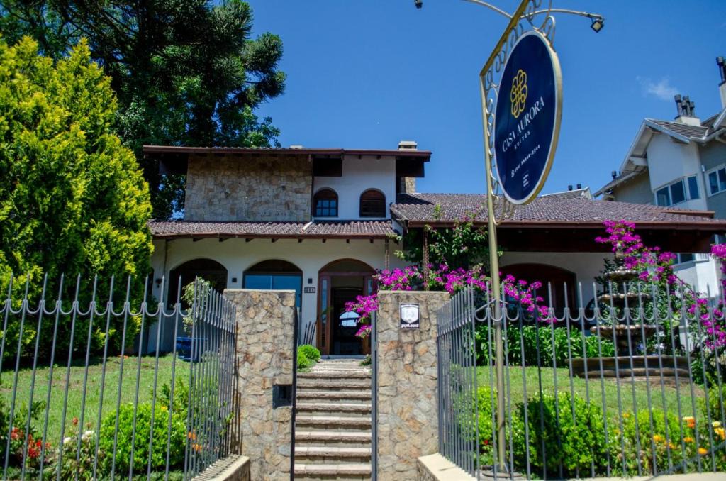 Vila Luiza House | Suítes Casa Aurora