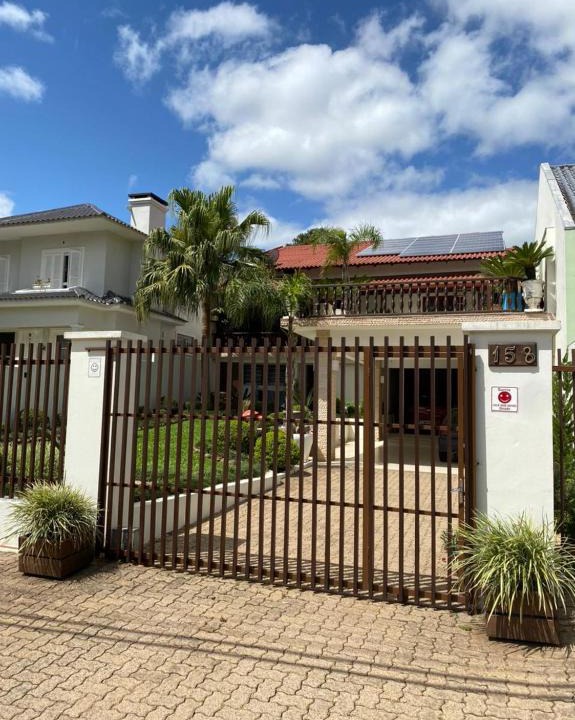 Monte Verde House | Suite com Varanda