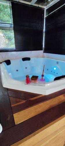 Petropolis Apartment | Suite Deluxe Aconchegante com Jacuzzi Bingen Petrópolis