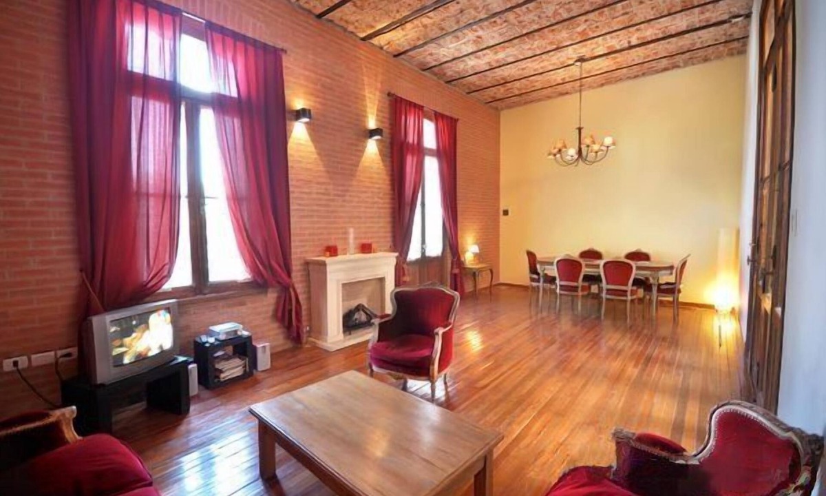 Villa Crespo Apartment | Sumptuous Duplex in Palermo, private terrace, BBQ, 2 suites, jacuzzi, 6 pax