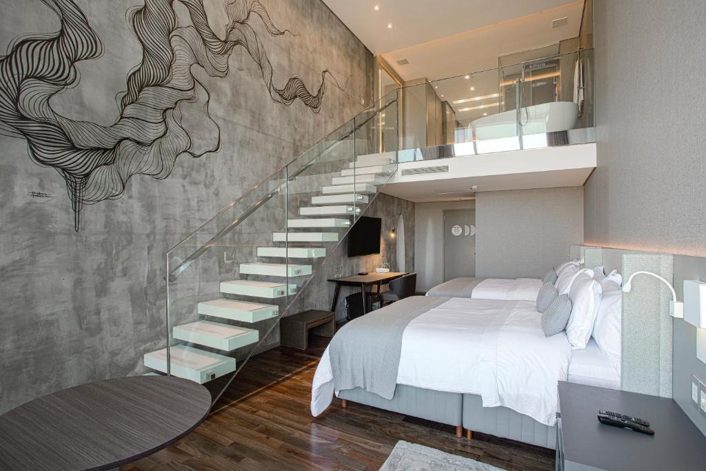 Pinhais Hotel | Suryaa Hotel Pinhais, Curio Collection by Hilton