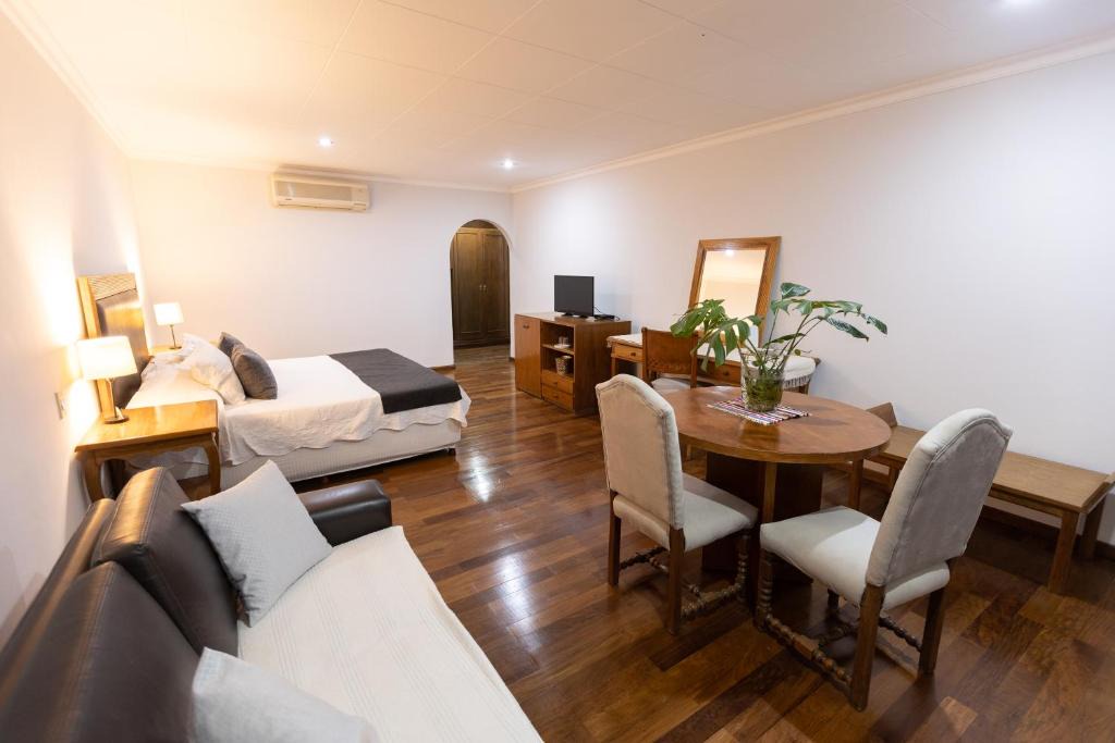 Lambare Hotel | Terrazas Vista Verde