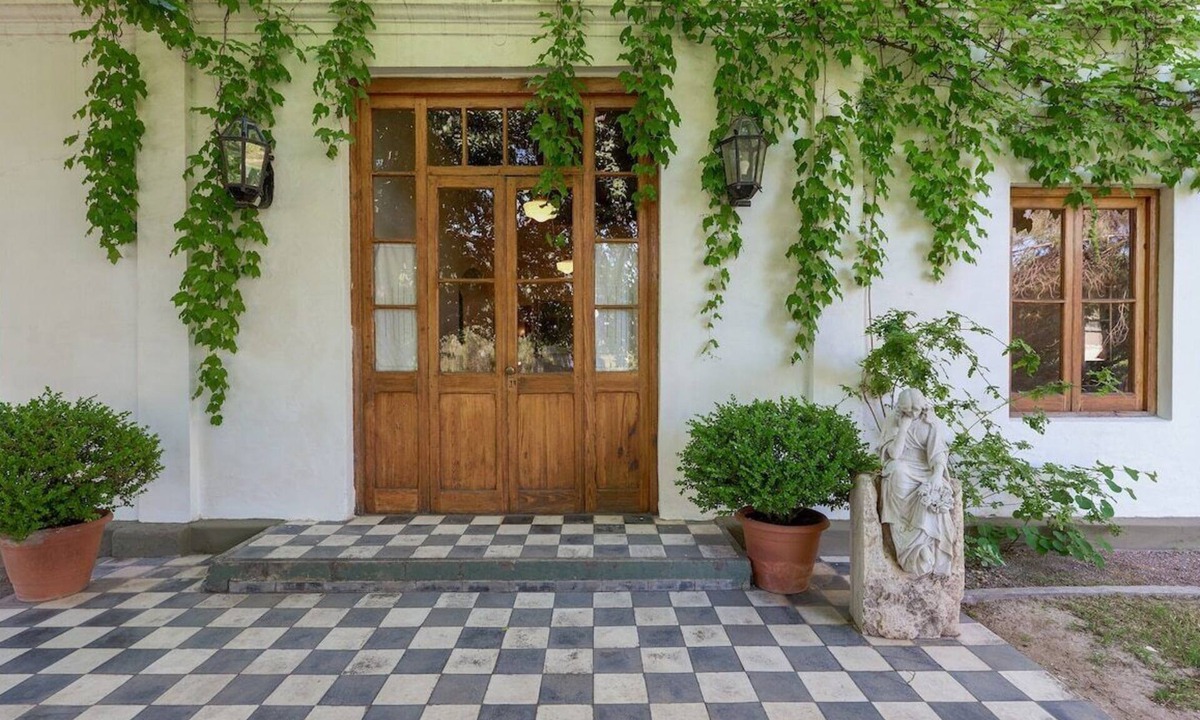 Chacras de Coria House | Tradicional Casona de época con desayuno
