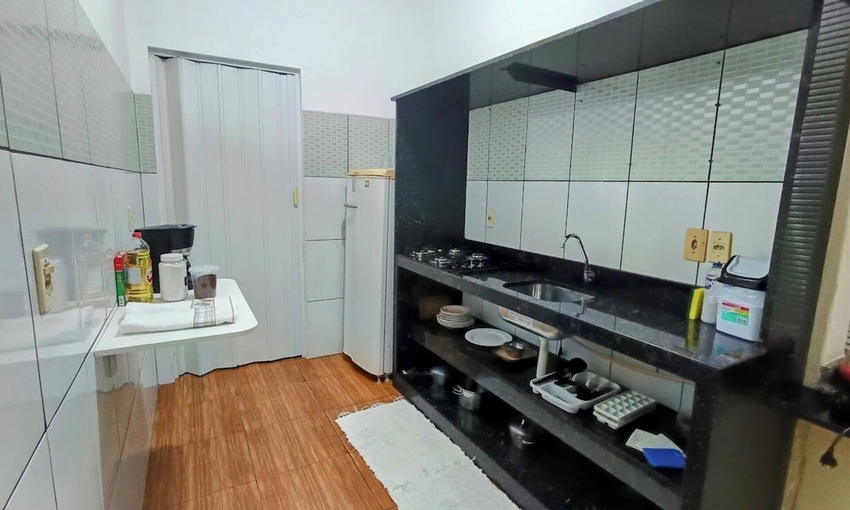 Barra Velha Apartment | TWO-ROOM APARTMENT NEAR THE BEACH (70 meters, 1 min walk)