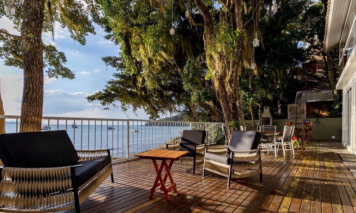 Centro Villa | Ultra Luxurious House by the Sea
