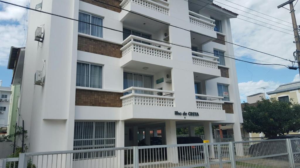 Canasvieiras Apartment | Uma quadra do Mar,Ilha Creta, Canasvieiras,2 Quartos,