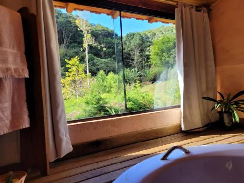 Santo Antonio do Pinhal Cabin | Vale do Piemonte - Chalé com hidromassagem -