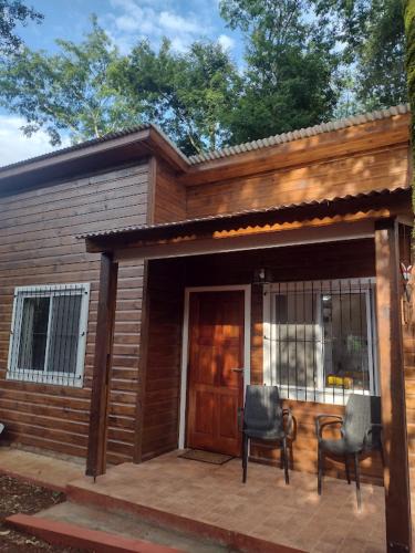 Leandro N. Alem House | VerdeMonte - Cabaña Lapacho