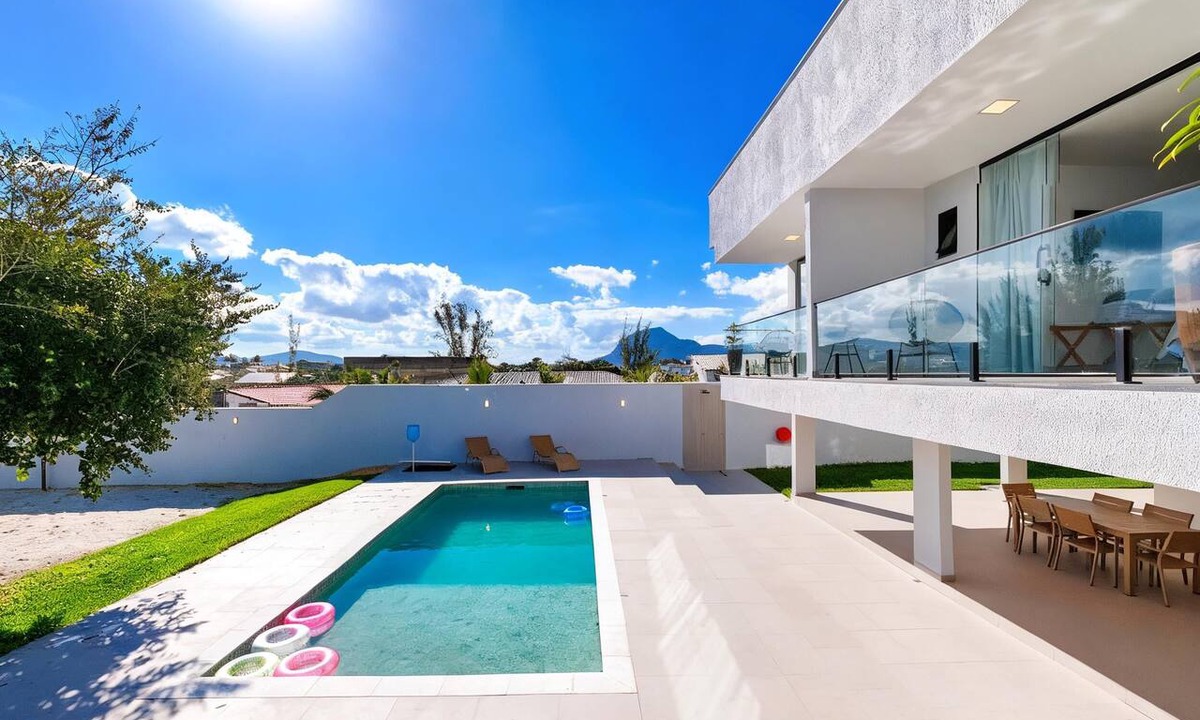 Itaipuacu House | Vibe Praia House | Pool and Gourmet Area