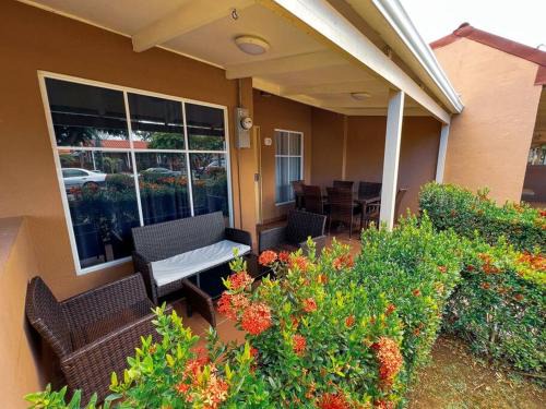 Jaco Villa | Villa Paraíso Coco 20, near to beach, town & pool