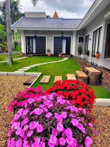 Pomerode House | Villa Pomerode Hospedagem - Suítes com conforto e aconchego conectados com a Natureza
