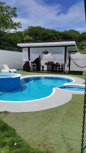 Coco Villa | VillaLore piscina exclusiva BBQ AC max 11 personas 5min playas