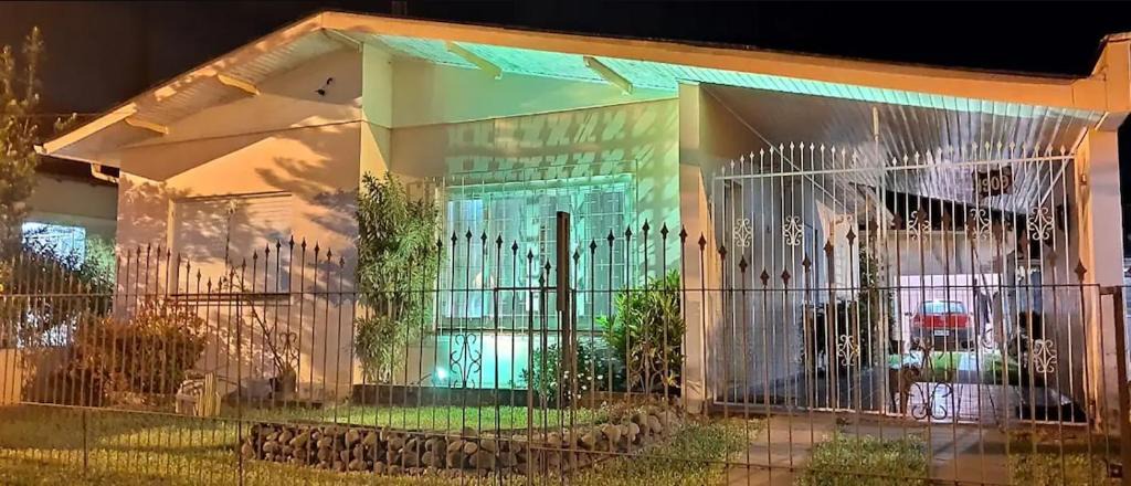 Taquara House | Vivienda Encosta da Serra - Hostel