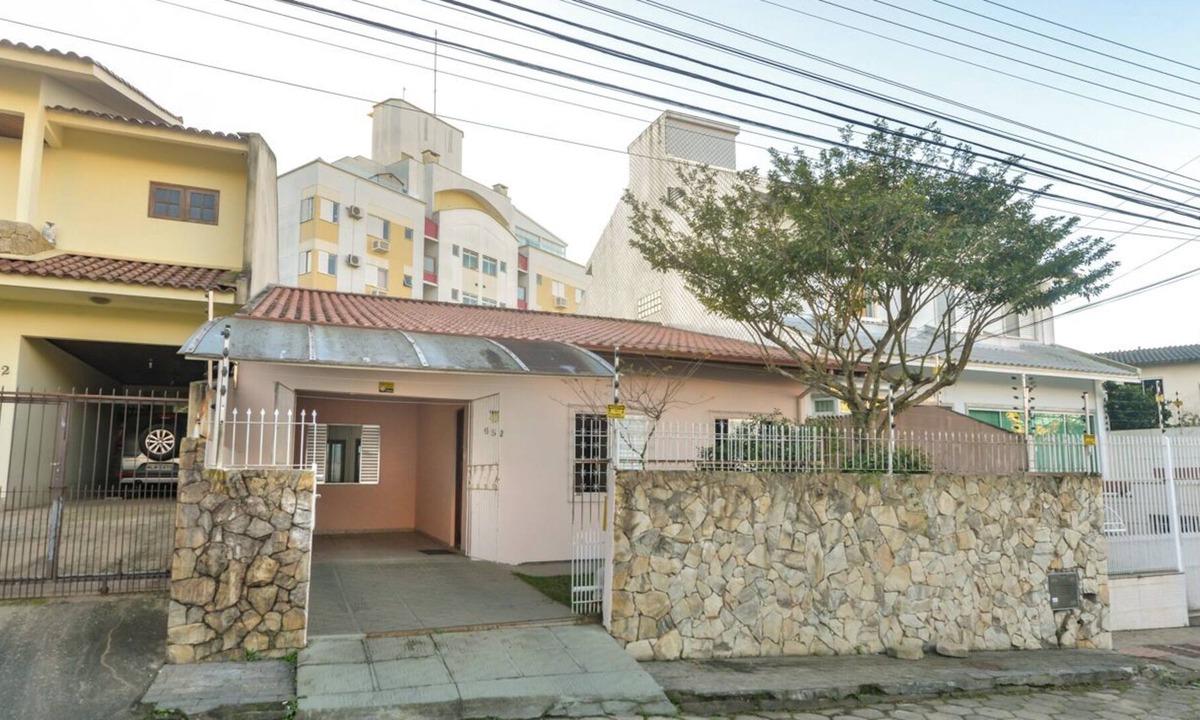 Coloninha House | Vrbo Property