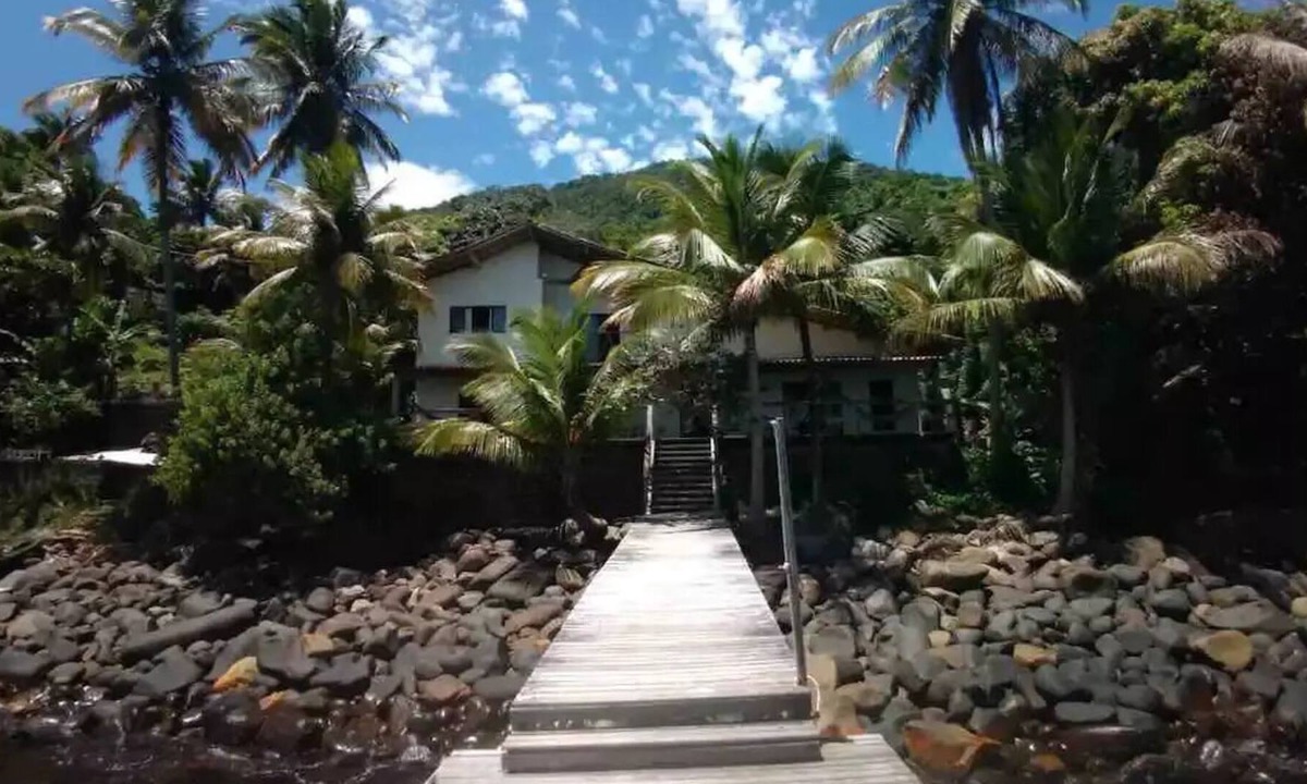 Vila do Abraao House | Vrbo Property