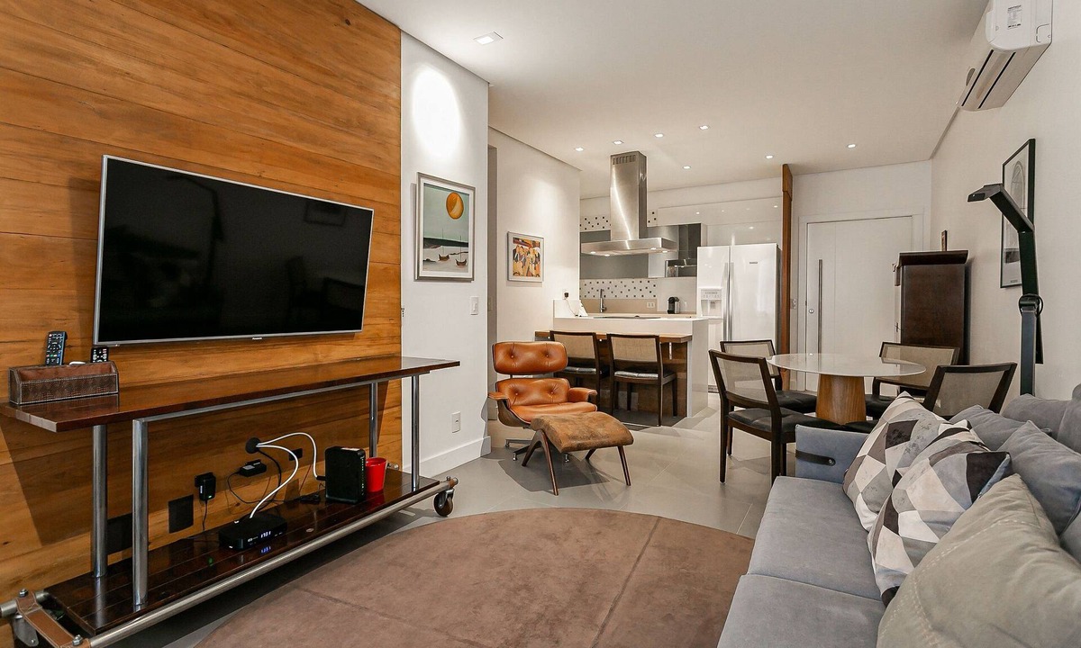 Jurere Apartment | WI-FI 100MB | 55" Smart TV | 350m from Beach #JA33