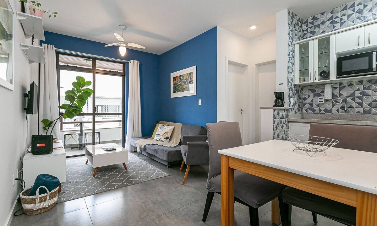 Lagoa da Conceicao Apartment | WI-FI 600MB | 300m from Lagoa da Conceição #LA14